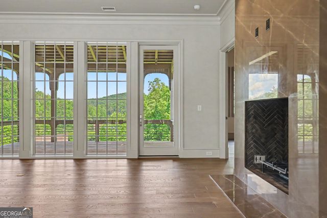 140 Cove View Lane, Clarkesville, GA 30523