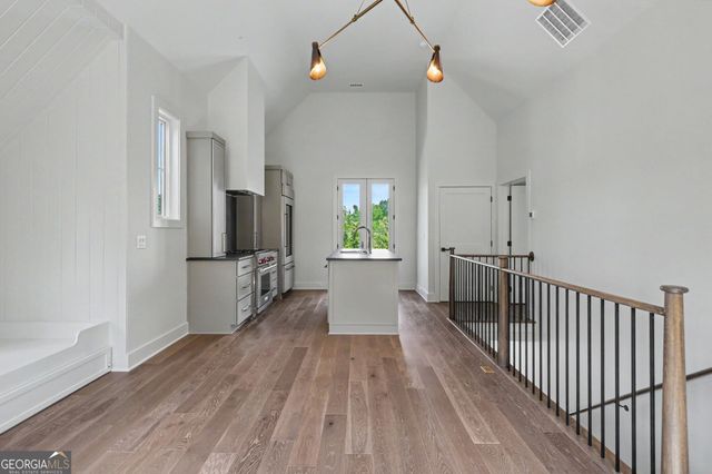 140 Cove View Lane, Clarkesville, GA 30523