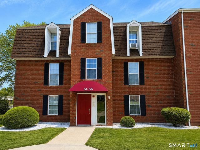 63 Heather Ridge 63, Shelton, CT 06484