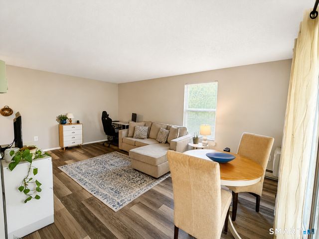 63 Heather Ridge 63, Shelton, CT 06484