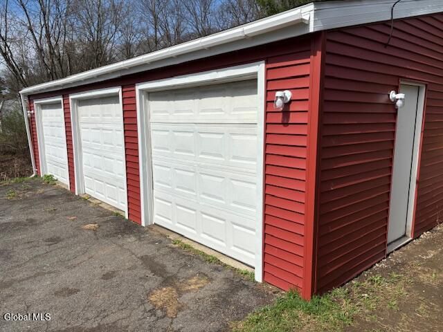 55 Mason Lane, Troy, NY 12180