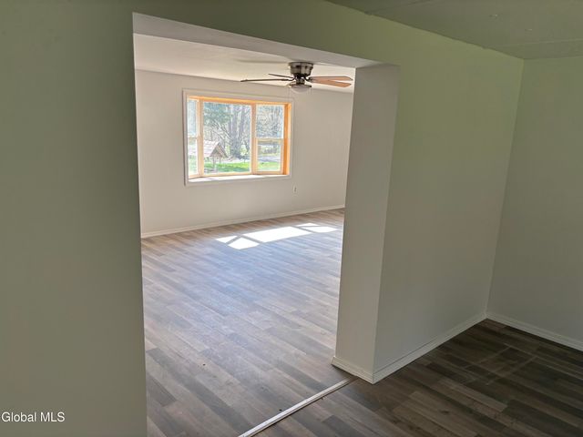 55 Mason Lane, Troy, NY 12180
