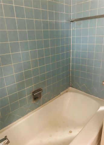 1355 Glen Garden Drive, Fort Worth, TX 76104