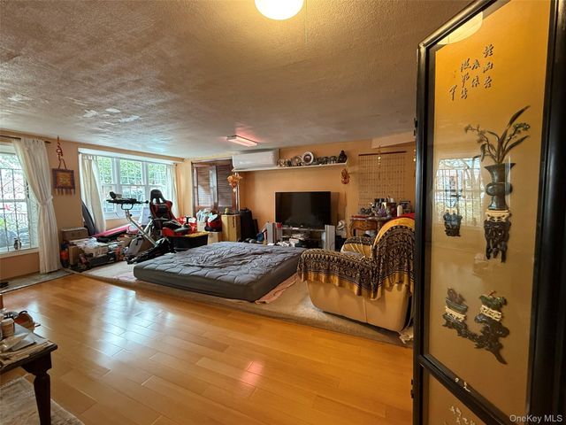 13512 118th Street, South Ozone Park, NY 11420