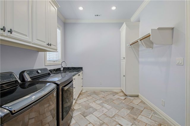 4207 Tuscany Court, Bryan, TX 77802