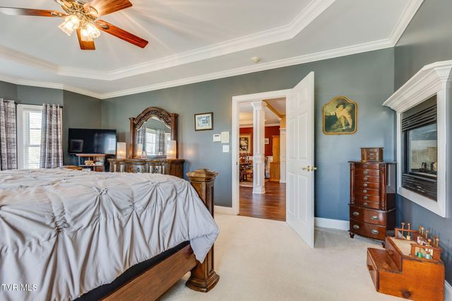 408 Arrowhead Drive, Kingsport, TN 37664