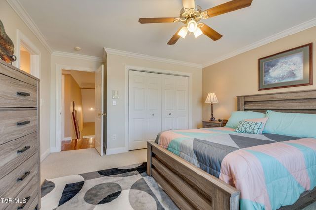 408 Arrowhead Drive, Kingsport, TN 37664