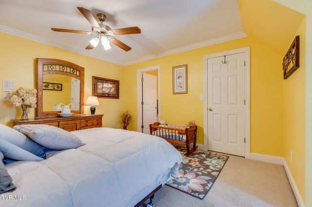 408 Arrowhead Drive, Kingsport, TN 37664