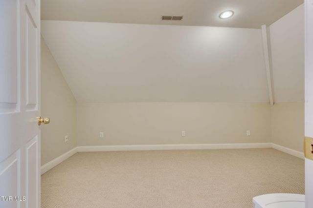 408 Arrowhead Drive, Kingsport, TN 37664