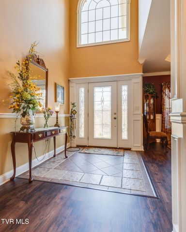 408 Arrowhead Drive, Kingsport, TN 37664