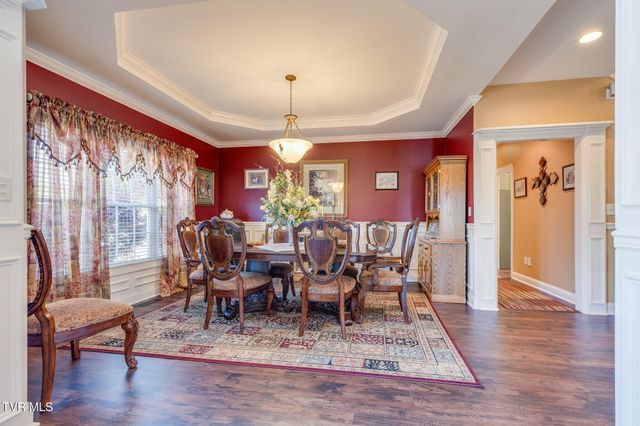 408 Arrowhead Drive, Kingsport, TN 37664