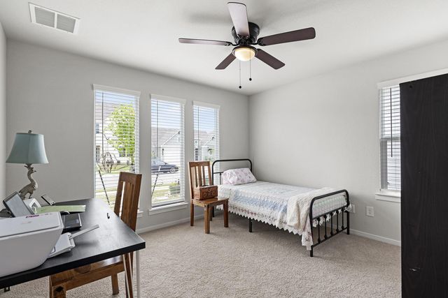 405 Perry PL, Rockdale, TX 76567
