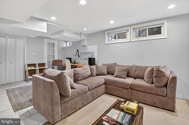 162 FORRESTER ST SW, Washington, DC 20032