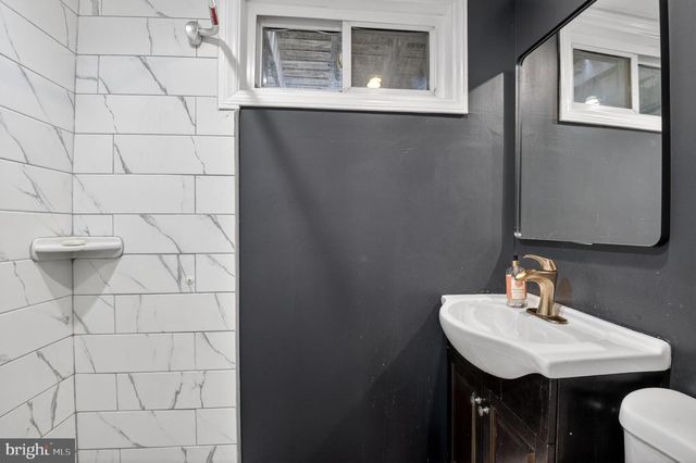 162 FORRESTER ST SW, Washington, DC 20032