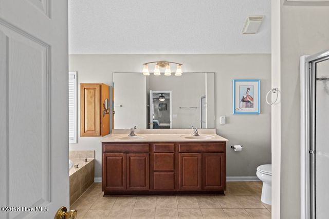 600 Willbrook Circle, Sneads Ferry, NC 28460