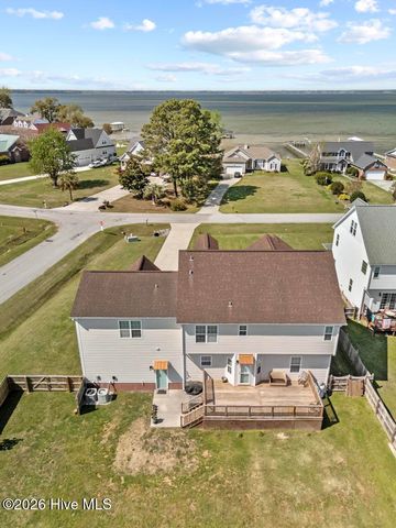 600 Willbrook Circle, Sneads Ferry, NC 28460
