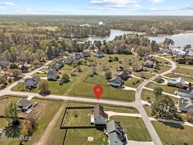 600 Willbrook Circle, Sneads Ferry, NC 28460