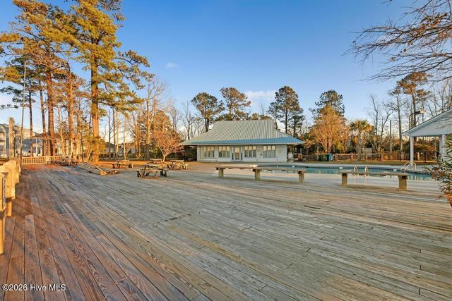 600 Willbrook Circle, Sneads Ferry, NC 28460