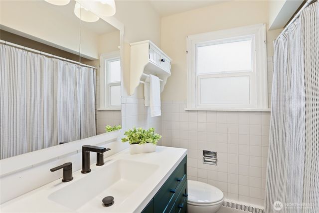 1123 Trenton Avenue, Bremerton, WA 98310