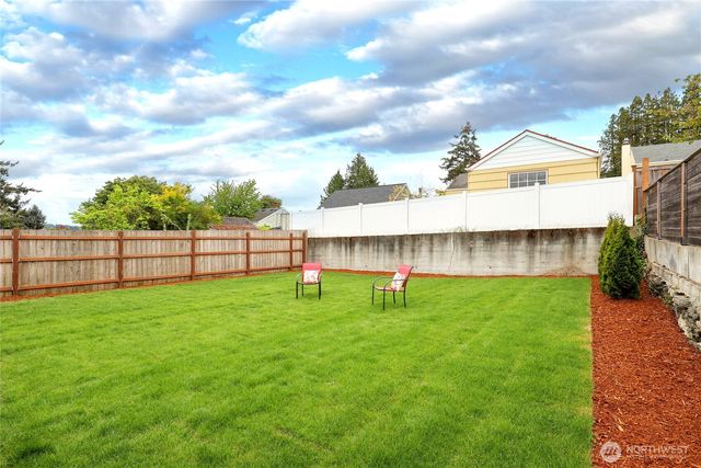 1123 Trenton Avenue, Bremerton, WA 98310