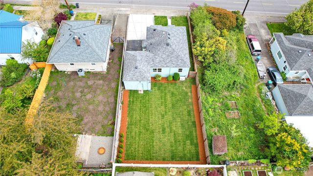 1123 Trenton Avenue, Bremerton, WA 98310