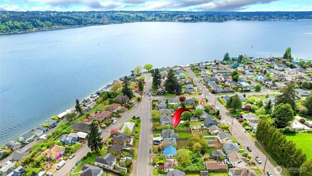 1123 Trenton Avenue, Bremerton, WA 98310