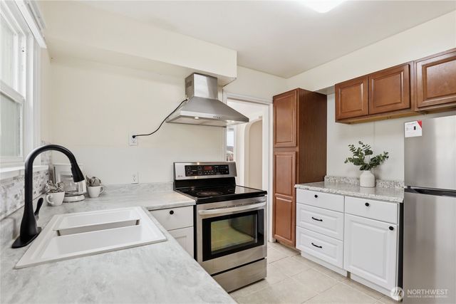 1123 Trenton Avenue, Bremerton, WA 98310