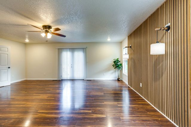 340 Old Spring Creek Rd, Estill Springs, TN 37330