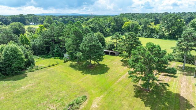 340 Old Spring Creek Rd, Estill Springs, TN 37330