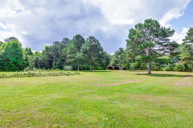 340 Old Spring Creek Rd, Estill Springs, TN 37330