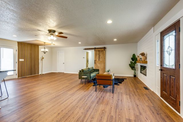 340 Old Spring Creek Rd, Estill Springs, TN 37330