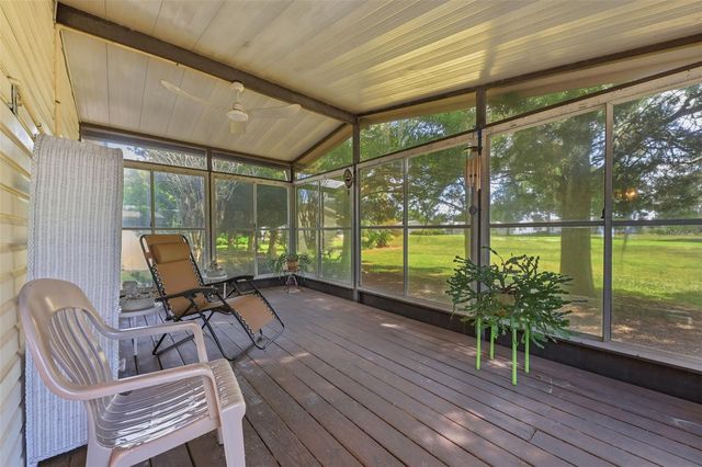 221 COVENT GARDEN AVENUE, Davenport, FL 33897