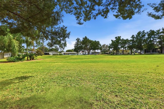 221 COVENT GARDEN AVENUE, Davenport, FL 33897