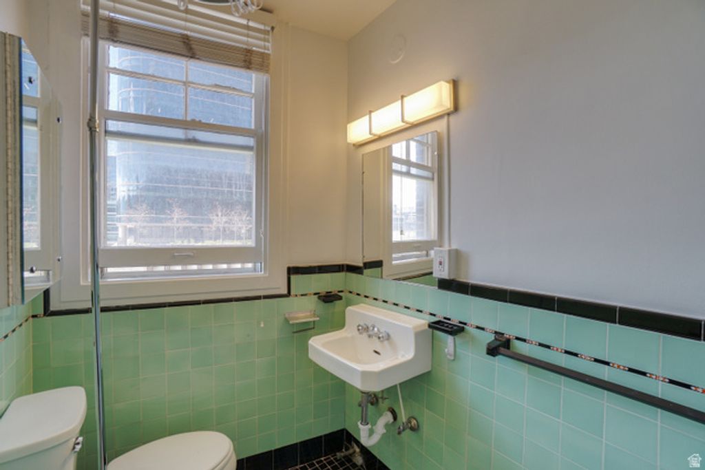 Image 17 of property listing at 29 S STATE ST #414, Salt Lake City, UT 84111