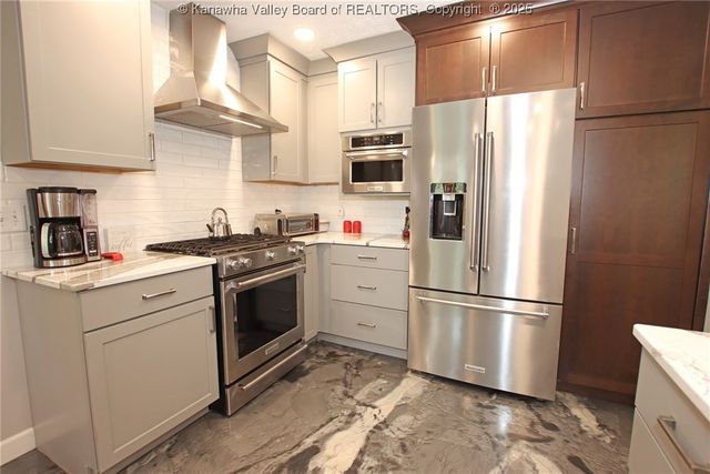 1500 Longridge Road, Charleston, WV 25314