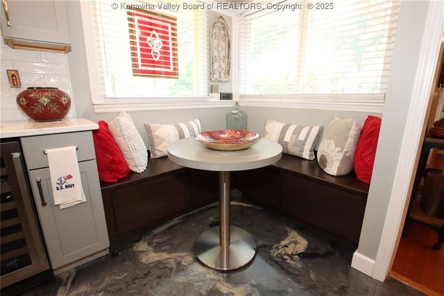 1500 Longridge Road, Charleston, WV 25314