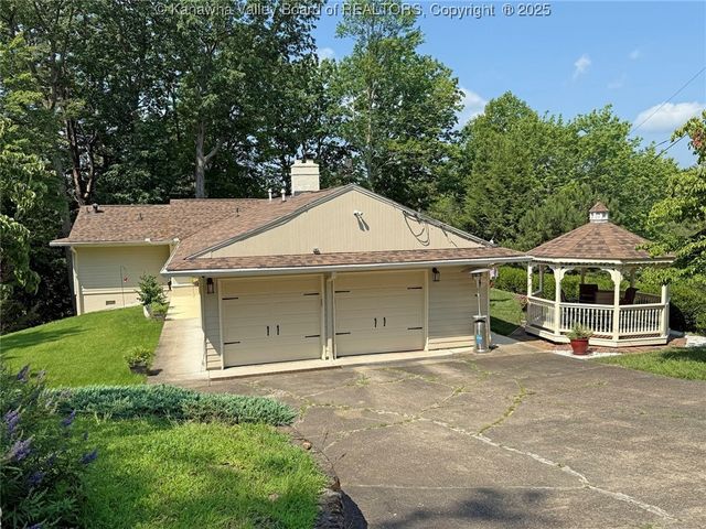 1500 Longridge Road, Charleston, WV 25314