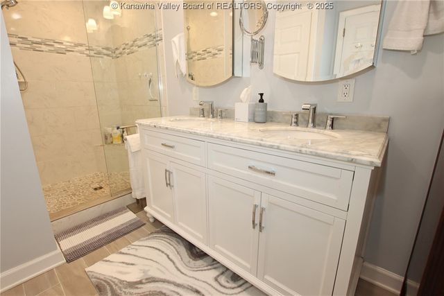 1500 Longridge Road, Charleston, WV 25314