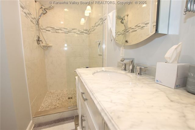 1500 Longridge Road, Charleston, WV 25314