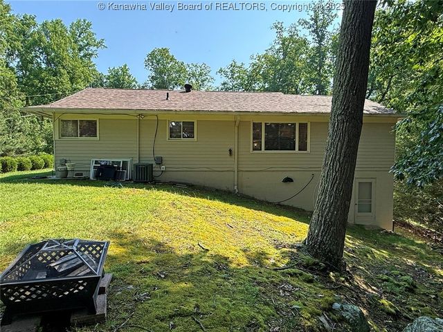 1500 Longridge Road, Charleston, WV 25314