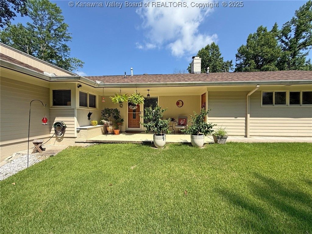 1500 Longridge Road, Charleston, WV 25314