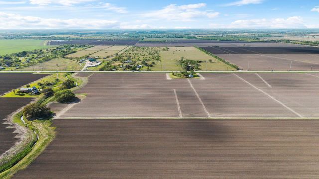7639 Fm 2977, Richmond, TX 77469