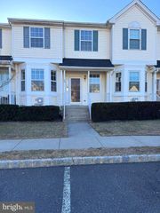 30 AMESBURY CT, Robbinsville, NJ 08691