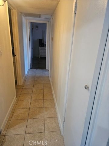 8601 International Avenue 266, Canoga Park (los Angeles), CA 91304