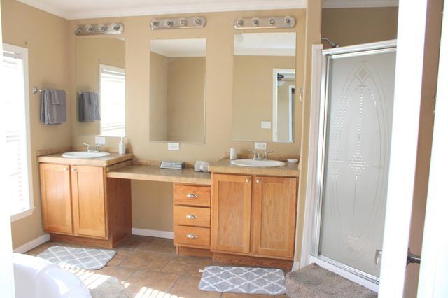 210 Belfast Avenue, Holly Hill, SC 29059