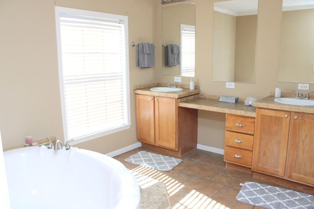 210 Belfast Avenue, Holly Hill, SC 29059