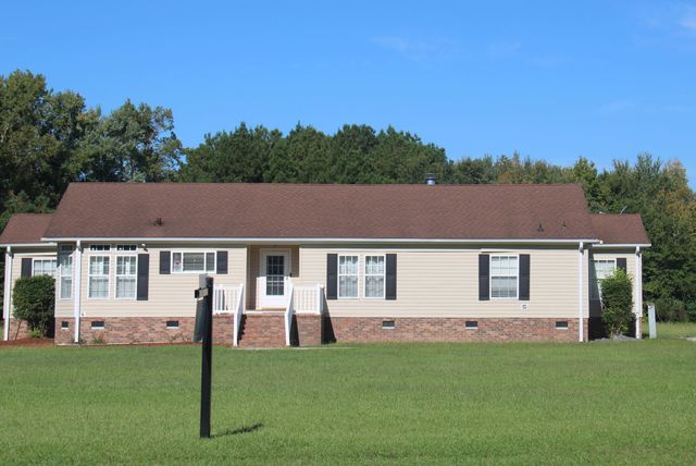 210 Belfast Avenue, Holly Hill, SC 29059