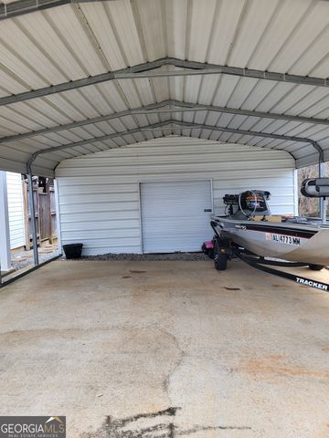 1071 County Road 196, Valley, AL 36854