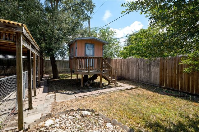 5210 Hitching Post, Corpus Christi, TX 78415