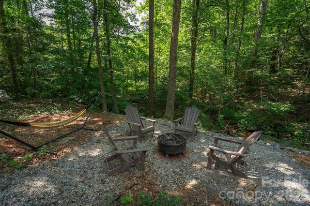157 Spring Valley Drive, Union Mills, NC 28167